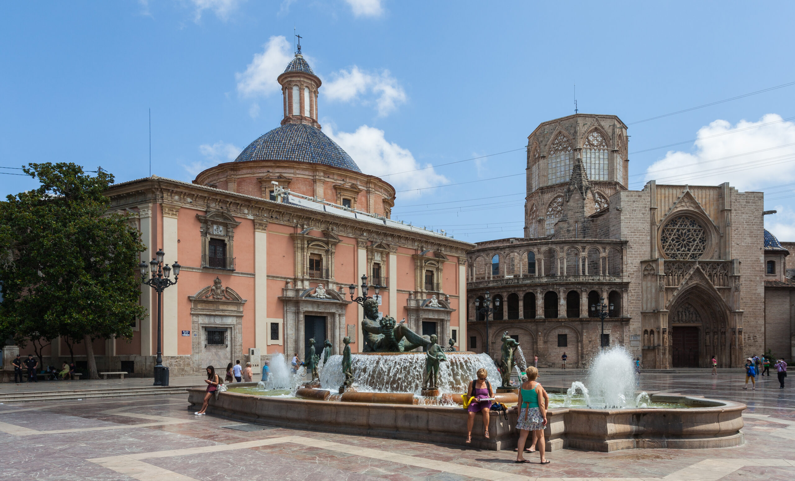 2023 Descubre cuánto tiempo estará la virgen en la plaza y cómo