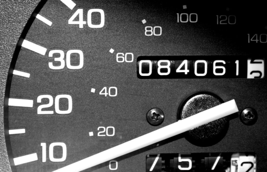 Cada Kilómetro Importa Descubre Cuántos Años Puede Circular Diariamente Un Carro Antes De Su 6936
